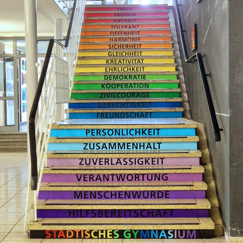 Treppe web.jpg